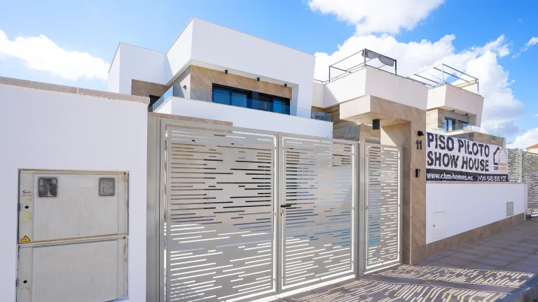 Street-exterior-day-1